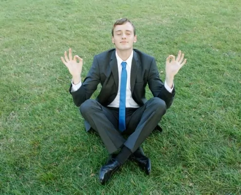 Hinweise für Nutzen von Yoga und Meditation auf Hirn und Immunsystem